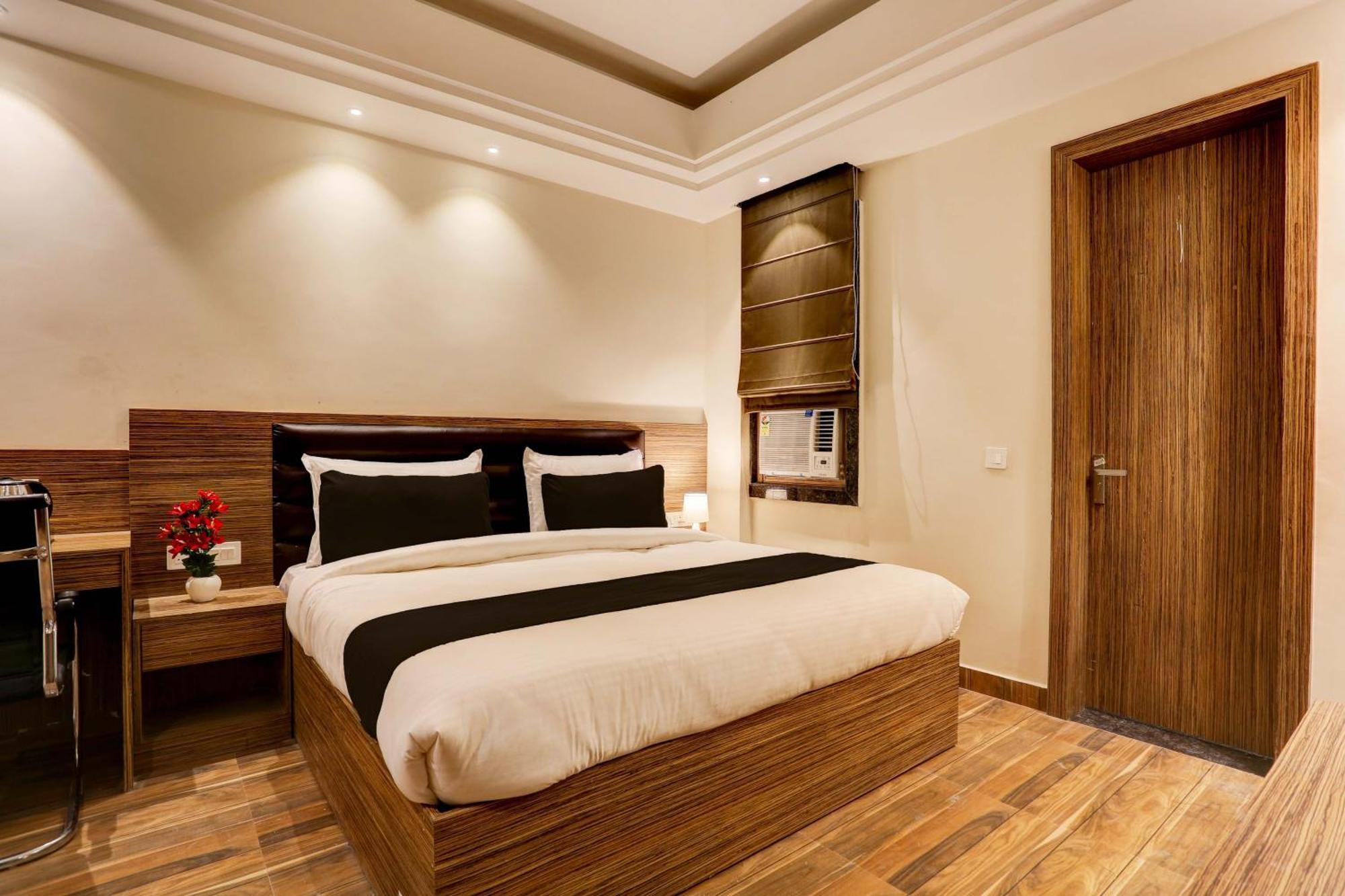 Hotel Super Collection O Stargaze Kanpur Exterior foto