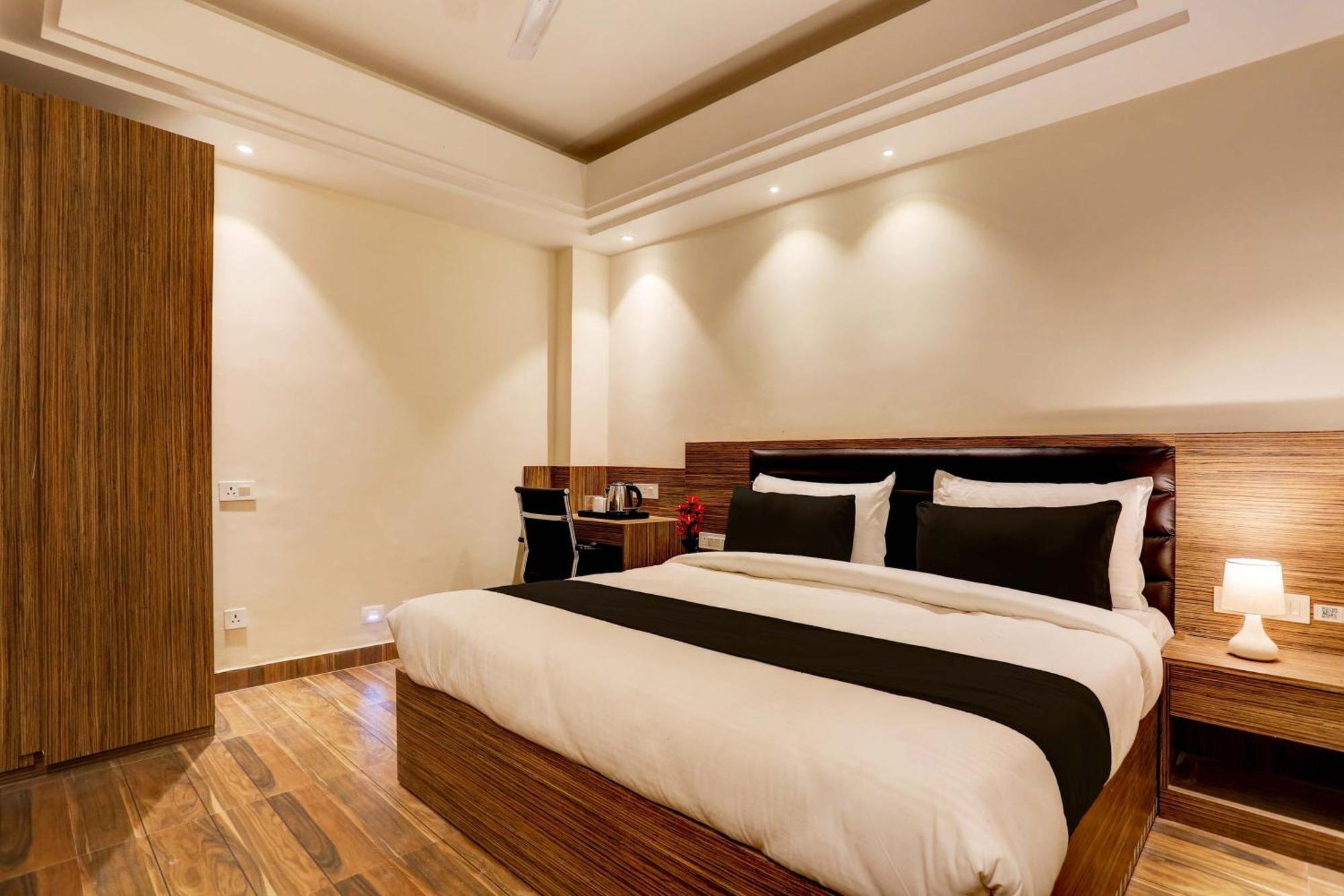 Hotel Super Collection O Stargaze Kanpur Exterior foto