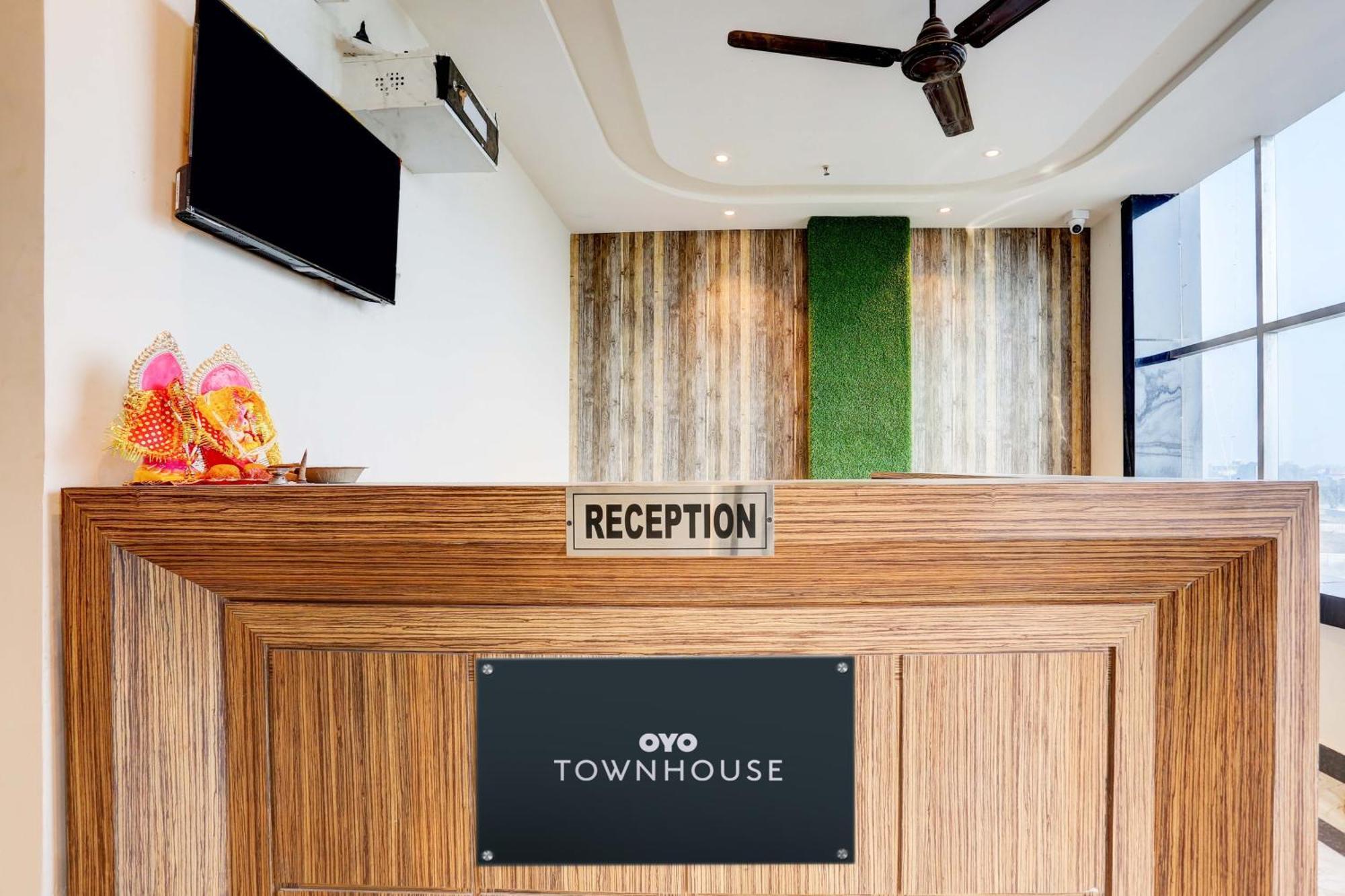 Hotel Super Collection O Stargaze Kanpur Exterior foto