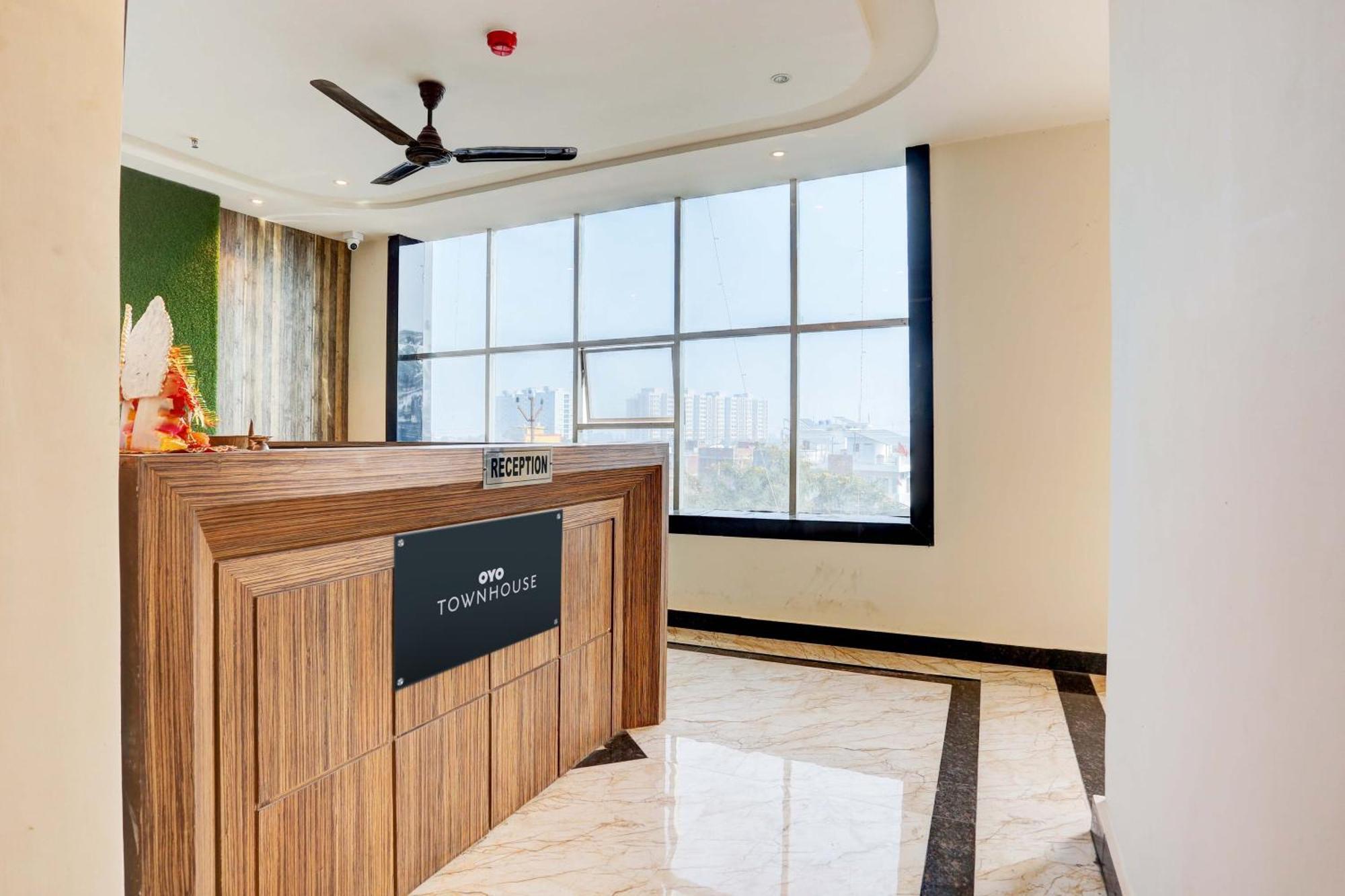 Hotel Super Collection O Stargaze Kanpur Exterior foto