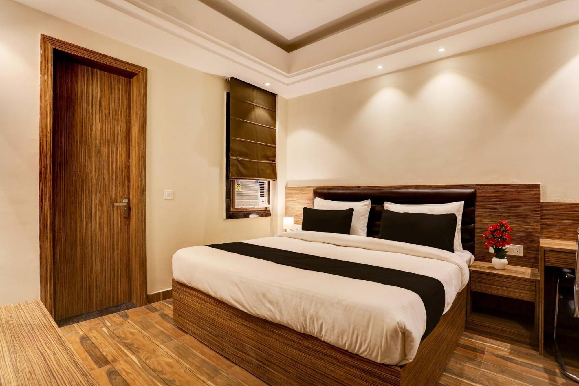 Hotel Super Collection O Stargaze Kanpur Exterior foto